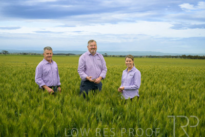 October 2022 / KANGAROO-FLAT-0892