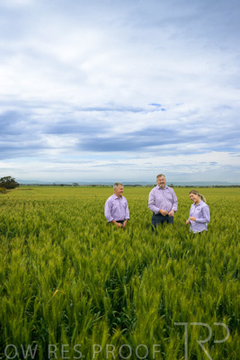 October 2022 / KANGAROO-FLAT-0898