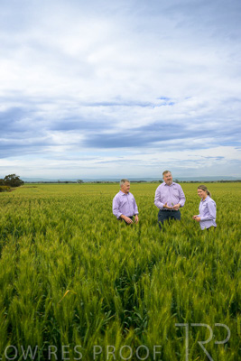 October 2022 / KANGAROO-FLAT-0899