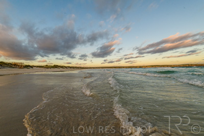 January 2023 / BEACH-SCENES_230104_050_WebRes