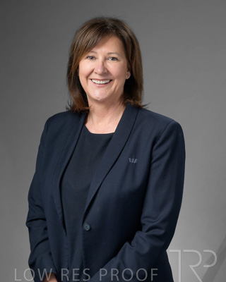 December 2022 / Jackie_DEW-06